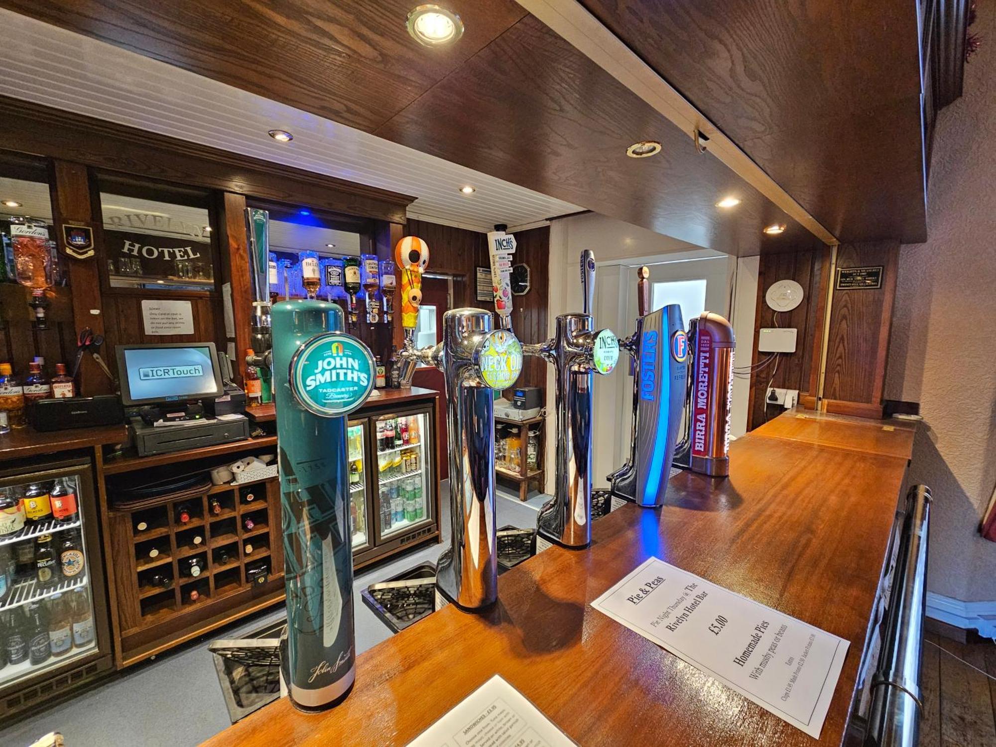 Hotel Rivelyn Bar & Restaurant Scarborough